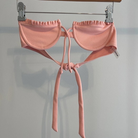 Shein Light Pink Strapless Bikini Top‎ Size Small Ruffle Detail Pre-Owned - Picture 1 of 3